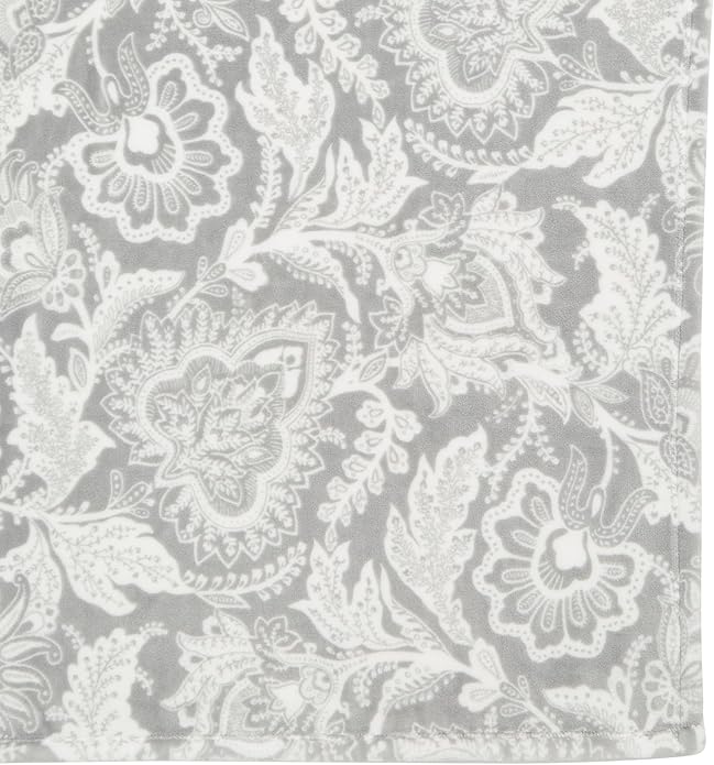 Vera Bradley Women's Disney Fleece Plush Throw Blanket