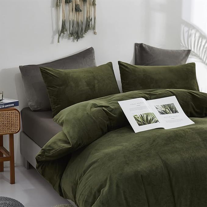 Cottonight Army Green Velvet Comforter Set - Queen Size, Olive Green Plush Fluffy Bedding, Dark Green Blanket, Modern Winter Warm 3 Piece Set for Women & Men