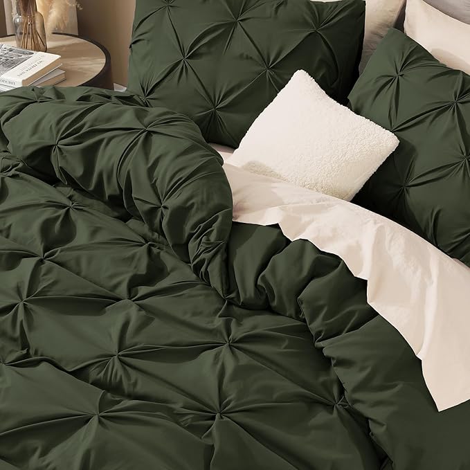 Litanika Olive Green Pinch Pleat Duvet Cover Queen, 3 Pieces Pintuck Soft Microfiber Bedding Set with Zipper Closure & Corner Ties(90x90Inch-1 Duvet Cover, 2 Pillowcases)
