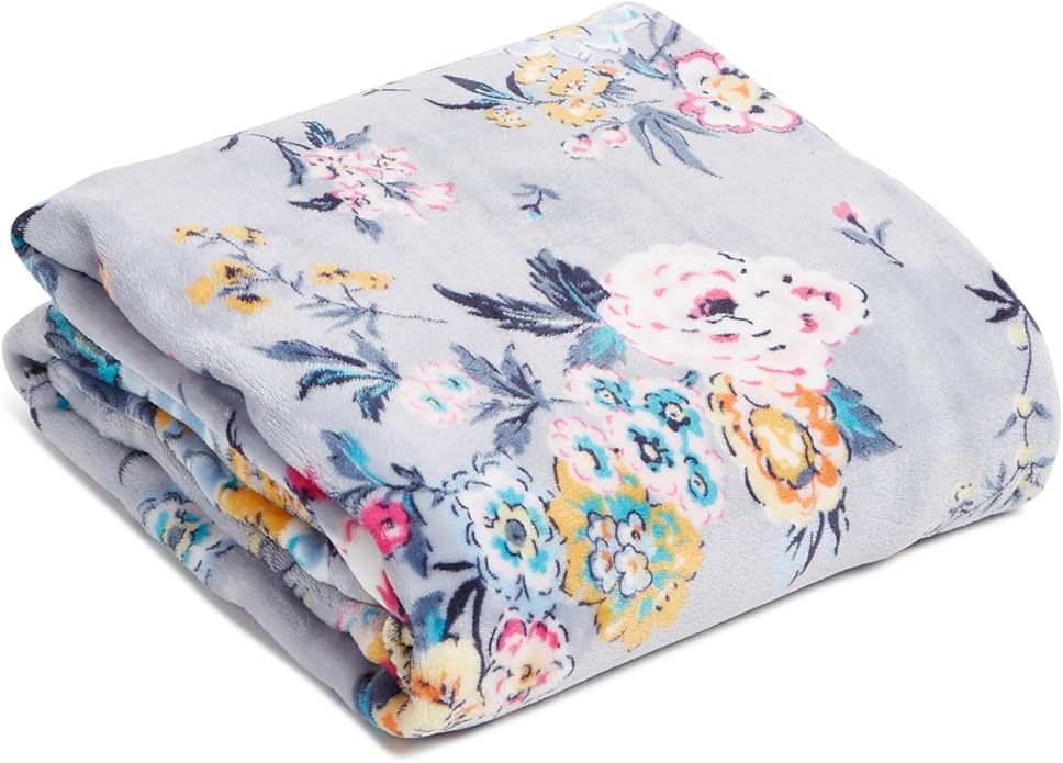 Vera Bradley Women's Disney Fleece Plush Throw Blanket