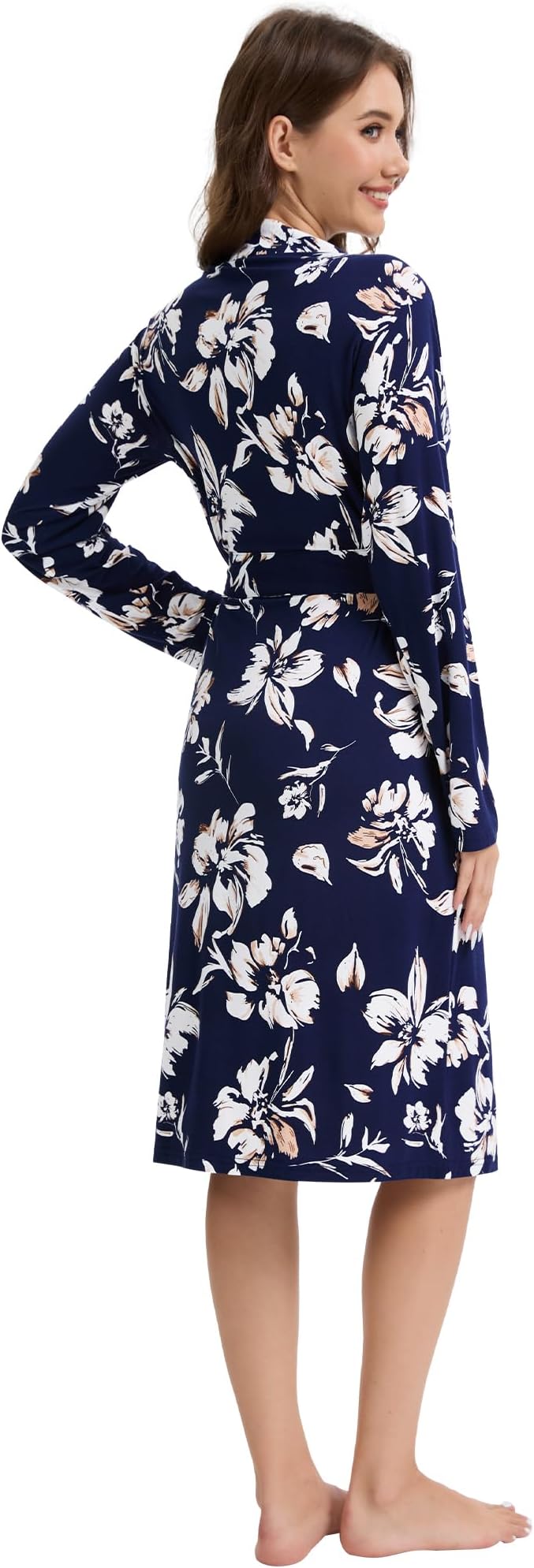 WiWi Women's Robe Long Sleeve Bathrobe with Pockets Soft Kimono Spa Lightweight Robes Bamboo Viscose Loungewear S-XXL