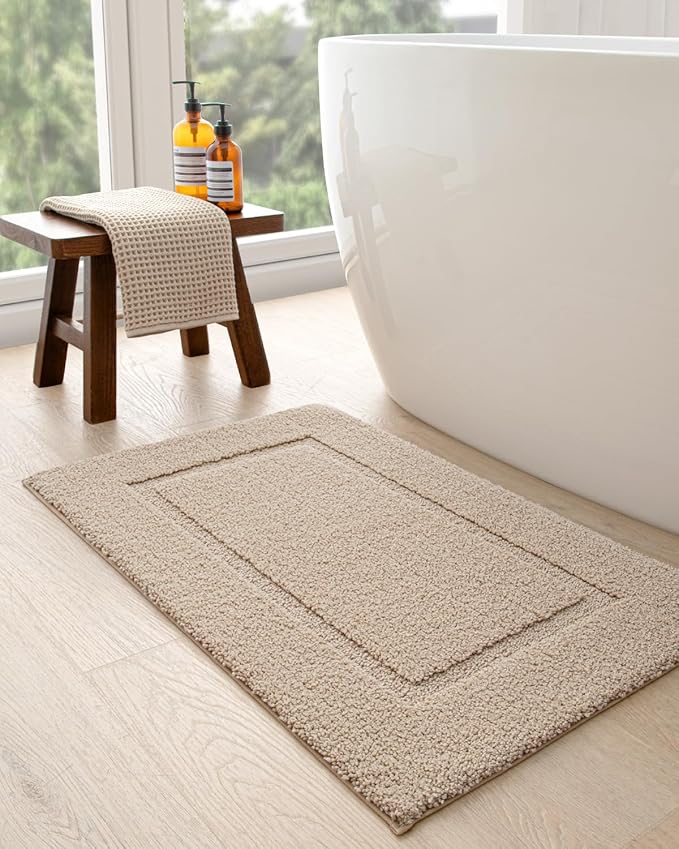 DEXI Bathroom Rugs 32x20, Washable Non Slip Bath Mat for Shower Floor, Absorbent Quick Dry Bathmat with Rubber Backing, Ultra Soft Plush Carpet for Tub, Beige