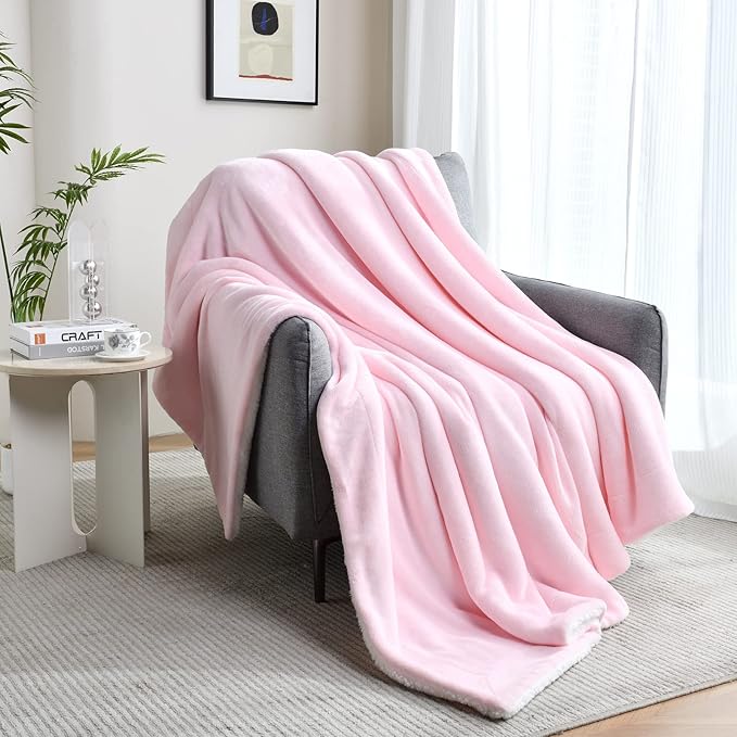 SOCHOW Sherpa Fleece Throw Blanket, Double-Sided Super Soft Luxurious Plush Blanket Twin Size, Light Pink, 60x80 inches