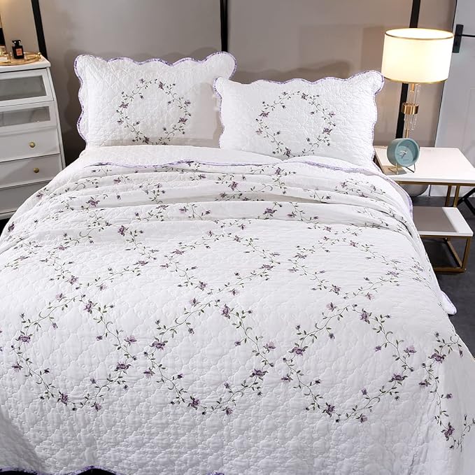vctops 3-Piece Elegant Floral Embroidered Bedspread Coverlet Set Twin Size 100% Cotton Reversible Patchwork 1 Quilt and 2 Pillow Shams (Purple,Twin)