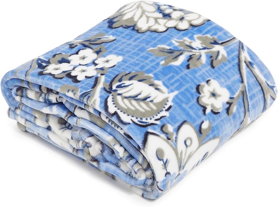 Vera Bradley Women's Disney Fleece Plush Throw Blanket