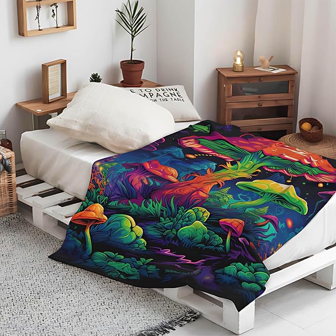 Mushroom Throw Blanket, Mushroom Gifts for Women and Men, Lightweight Fleece Home Decor, 60"×80", Machine Washable, No-Pilling