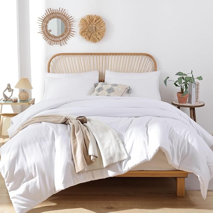 ROSGONIA Oversized Queen Comforter White, 3pcs (1 Comforter & 2 Pillowcases) Lightweight Oversized Queen Comforter Sets Bedding Blanket Quilts