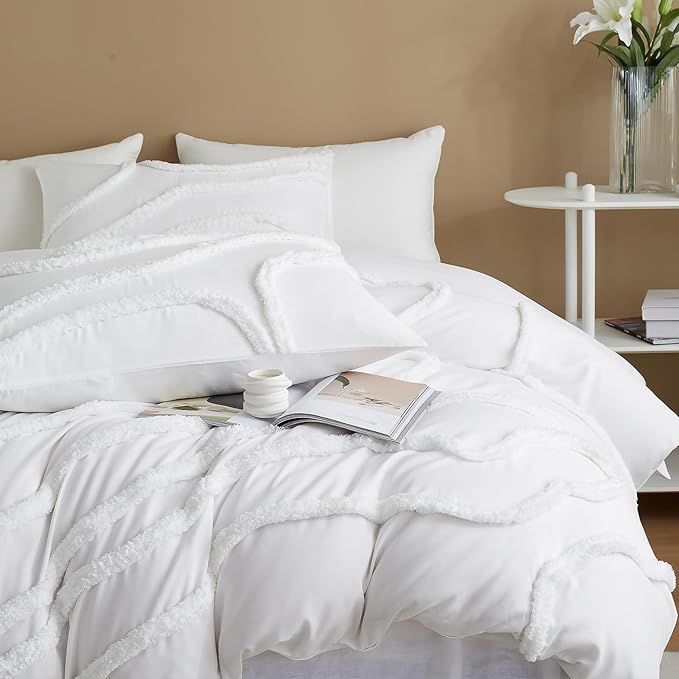 Cupocupa Queen Comforter Set Beige Tufted Comforters Sets Bedding for Queen Bed 3PCS Boho Comforter Soft Fluffy Lightweight Comforter with 2 Pillow Cases for All Season