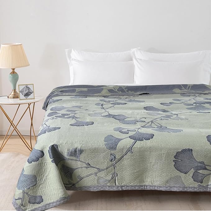 Ginkgo Leaf Cotton Quilt Green Gray Reversible King Size Bedspread Coverlet for All Seasons Lightweight Muslin Quilt Throw Blanket for Bed, Couch(King)