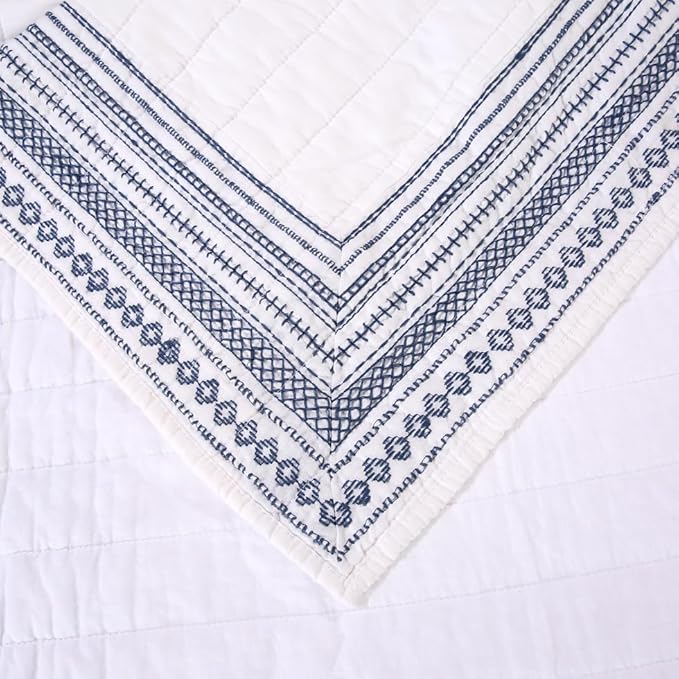 Quilt Set Floral Leaves 3D Embroidery Pattern 3 PCS Cotton Reversible Quilted Embroidered Decorative Bedspreads Coverlet Set, Lightweight &Soft Queen Size Beige Bedding Coverlet for All Season