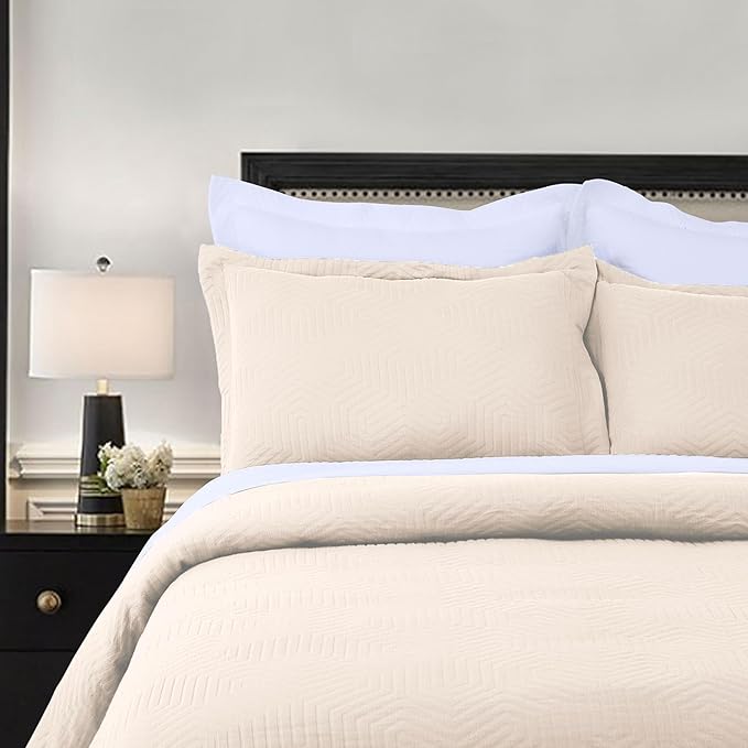 Threadmill Luxury Cotton Blankets for Twin Size Bed | All-Season 100% Cotton Twin Blanket for Bed | Aster Jacquard Lightweight, Soft & Cozy Coverlet, 350GSM, 68 x 90 inches | Vanilla Cream