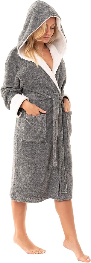 Florentina Women's Soft Fleece Robe