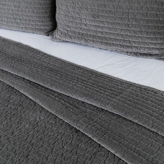 ELEGANT LIFE HOME Velvet Quilt Oversized King Reversible Royal Cotton Velvet Pic-Stitch Bedding Quilt - King Size - 108'' x 92'', Grey