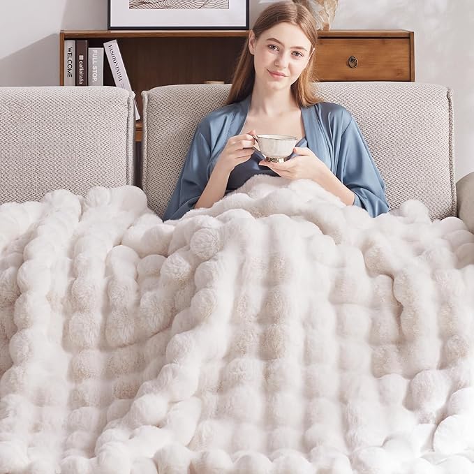 Heated Blanket Throw with 1/2/4/6/8 Hours Auto-Off 10 Heat Level, 50'' * 60'' Cozy Faux Rabbit Fur Bubble Electric Blanket with Overheat Protection(White)