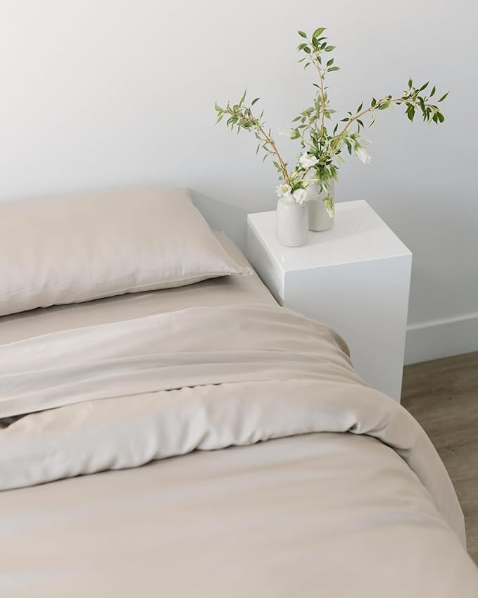 Cozy Earth Luxury Duvet Cover Twin - 100% Viscose from Bamboo - Ultra-Soft, Cooling & Lightweight Duvet Cover - Temperature-Regulating Bedding with Concealed Zip & Interior Snap Closures - Oat
