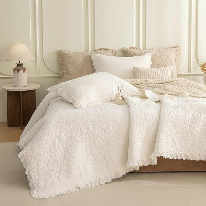 QSH 3PCs Stonewashed Cotton Quilt King (110"x98"),Milk White Ruffled Quilt King Size Bedding Set,Ultra Lightweight Soft Crinkle Bedspread Coverlet King Shabby Farmhouse Chic Bedspreads for All Seasons