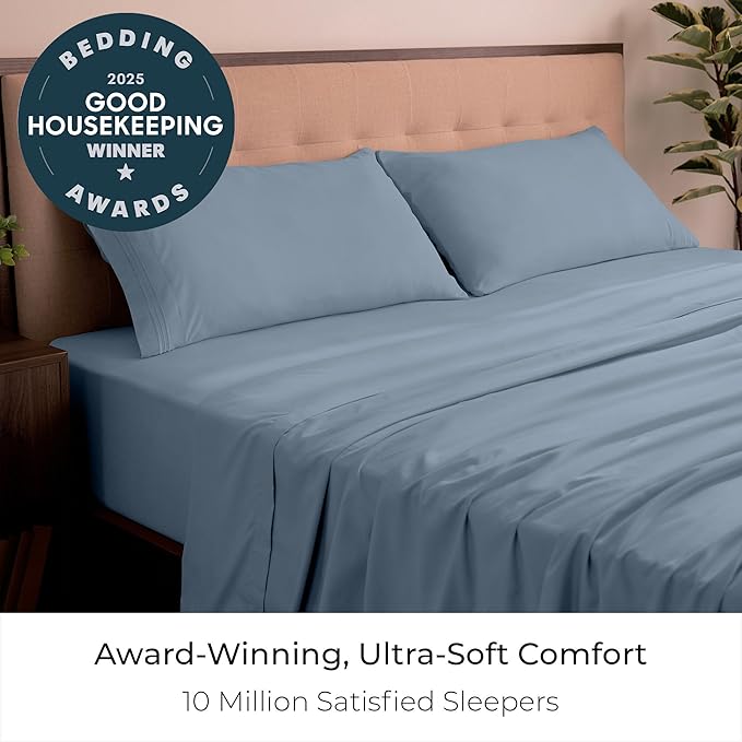 Mellanni California King Sheets Set - 4 PC Iconic Collection Bedding - Hotel Luxury, Extra Soft, Cooling Bed Sheets - Wrinkle, Fade, Stain Resistant (Cal King, Blue Hydrangea)
