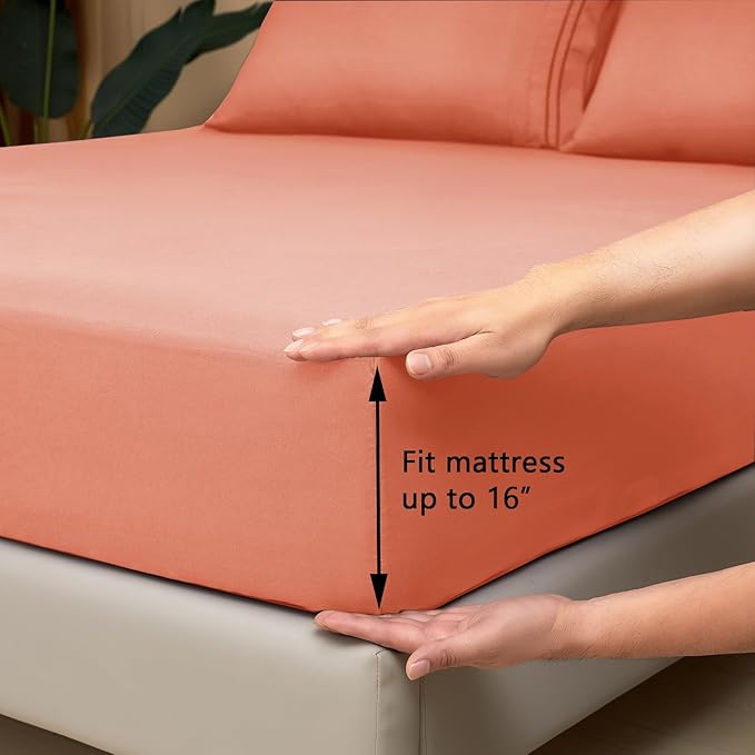 Mejoroom Full Size Sheet Set - Soft Microfiber Bed Sheets - Deep Pocket Fitted Sheet, Breathable, Wrinkle & Fade Resistant - 4 Piece (Full, Coral)