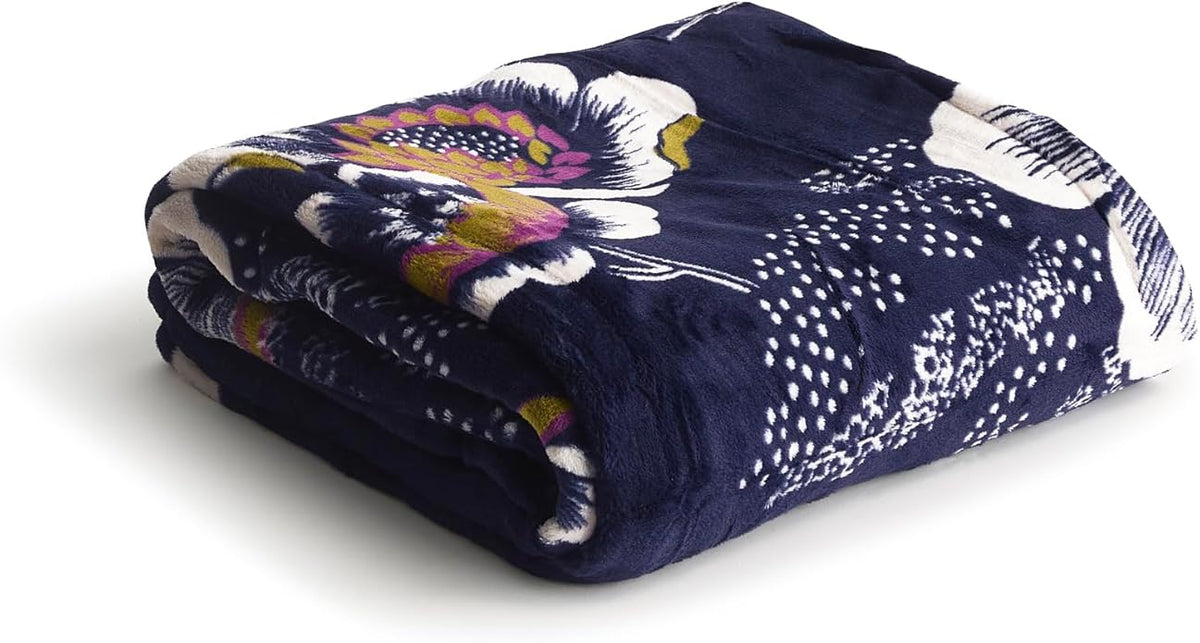 Vera Bradley Women's Disney Fleece Plush Throw Blanket