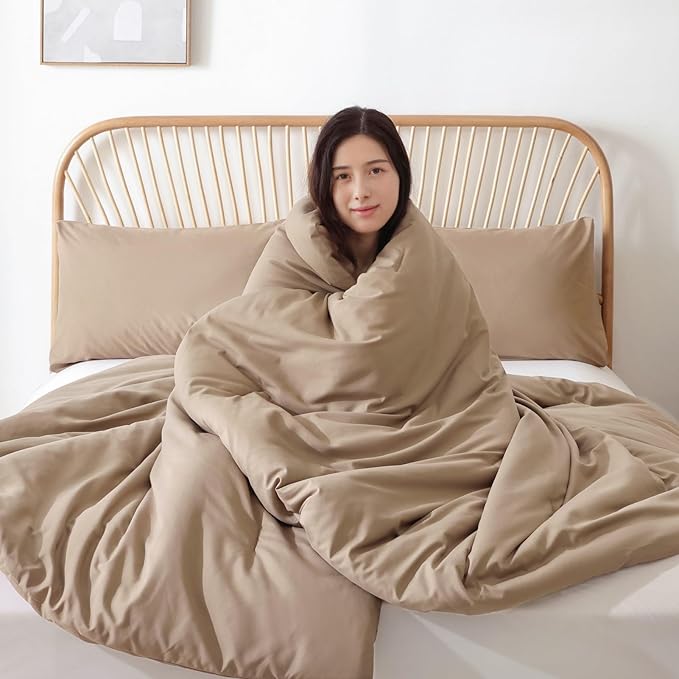 ROSGONIA Queen Comforter Set Taupe Brown, 3pcs(1 Boho Tan Comforter & 2 Pillowcases) All Season Soft Bedding Lightweight Bedspread Blanket Quilt