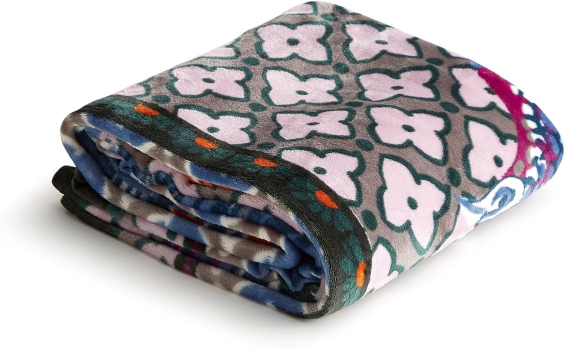 Vera Bradley Women's Disney Fleece Plush Throw Blanket