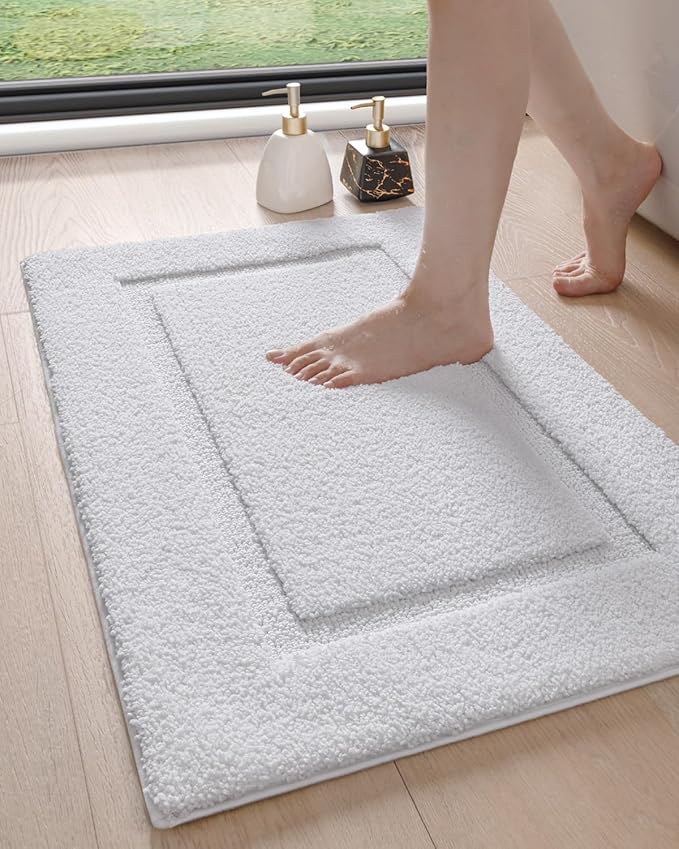 DEXI Bathroom Rugs 36x24, Washable Non Slip Bath Mat for Shower Floor, Absorbent Quick Dry Bathmat with Rubber Backing, Ultra Soft Plush Carpet for Tub, White