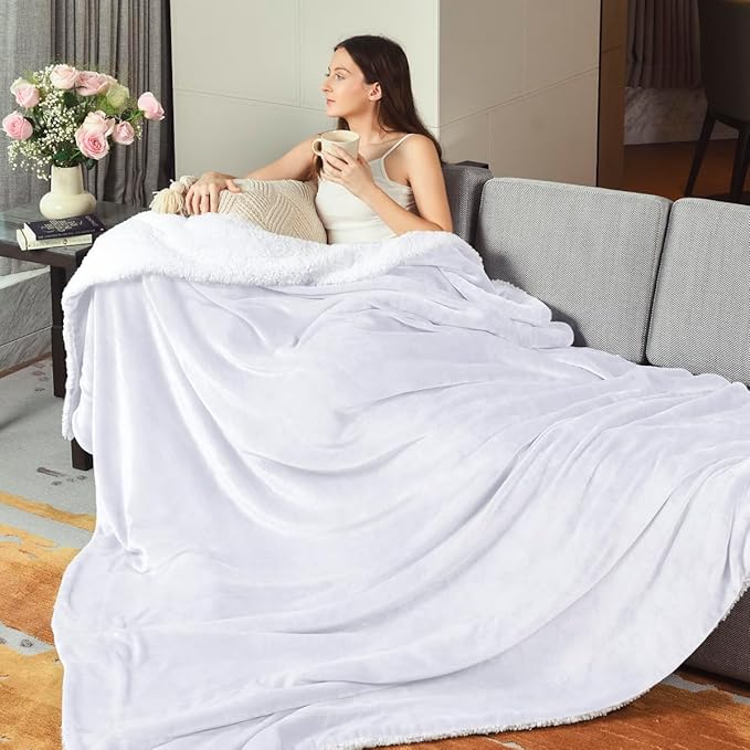 KAWAHOME Sherpa Fleece Queen Size Blanket for Bed - Extra Warm and Heavy Thick Blankets for Winter, Super Soft 500GSM Plush Blanket, 90"X 90" White