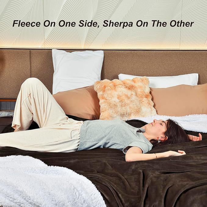 KAWAHOME Sherpa Fleece Throw Blanket for Bed - Extra Warm and Heavy Thick Throw Blankets for Winter, Super Soft 500GSM Plush Blanket, 50"X 60" Brown