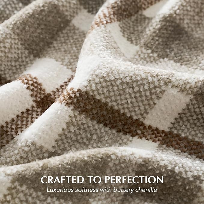 EVERGRACE Plaid Chenille Bed Blanket Queen Size for Bed, Super Soft Cozy Decorative Farmhouse Plaid Throw with Tassels, Lightweight Chenille Knit Throw for Couch Sofa Gift Home Decor, Beige 90"x90"