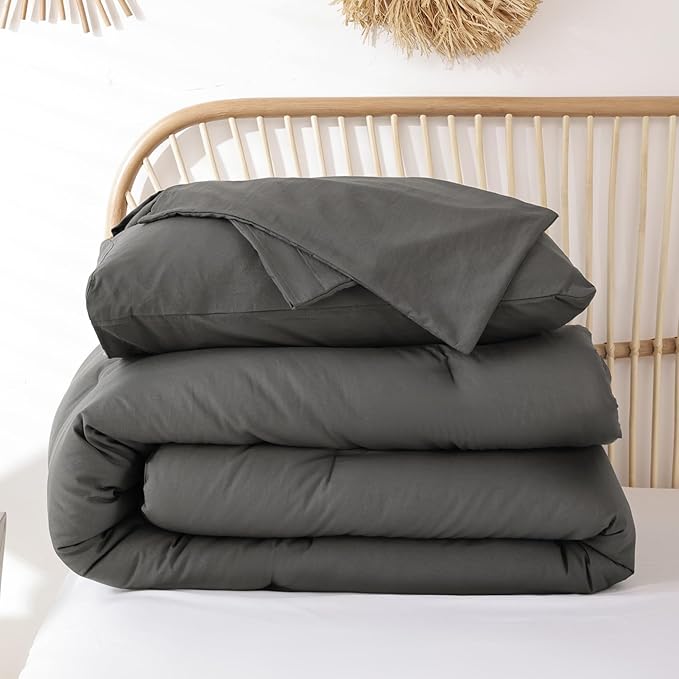 ROSGONIA Oversized King Comforter 128x120, 3pcs Super King Plus (1 Dark Gray Comforter & 2 Pillowcases) Lightweight Oversized King Bedding Set Blanket