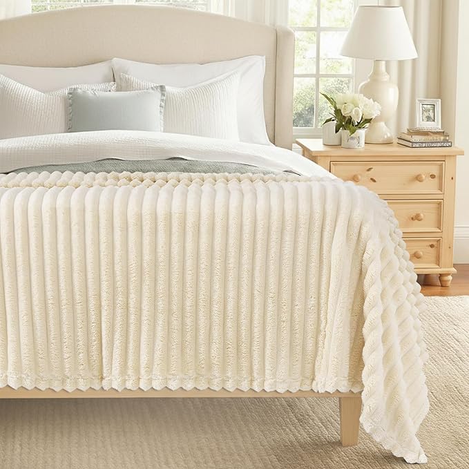 decorUhome Christmas Soft Fleece Beige Blanket Queen Size for Bed, Cozy Fluffy Plush Flannel Large Striped Throws for Couch Sofa, Lightweight Decorative Fuzzy Blanket for Woman, 90x90 Inches
