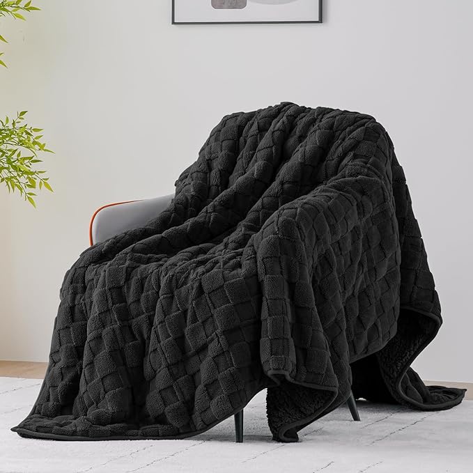 Uttermara Sherpa Fleece Weighted Blanket Full Size(15lbs, 48" x 72", Black), 3D Jacquard Checkered Warm Sherpa Heavy Blanket for Adults, Soft Fuzzy Weighted Blankets for Couch Bed Sofa