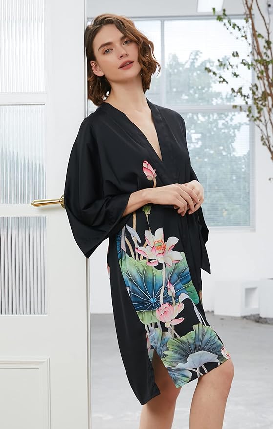 Ledamon Women's Kimono Short Robe - Classic Floral Bathrobe Nightgown