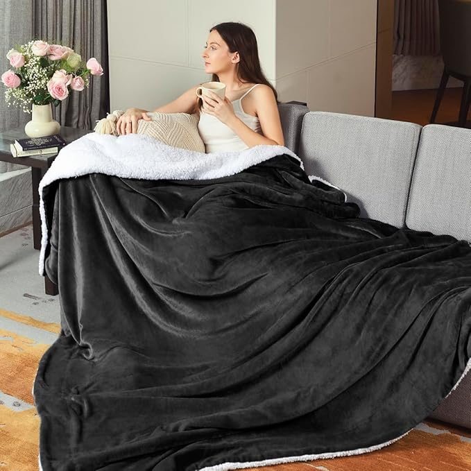 KAWAHOME Sherpa Fleece Throw Blanket for Bed - Extra Warm and Heavy Thick Throw Blankets for Winter, Super Soft 500GSM Plush Blanket, 50"X 60" Dark Grey