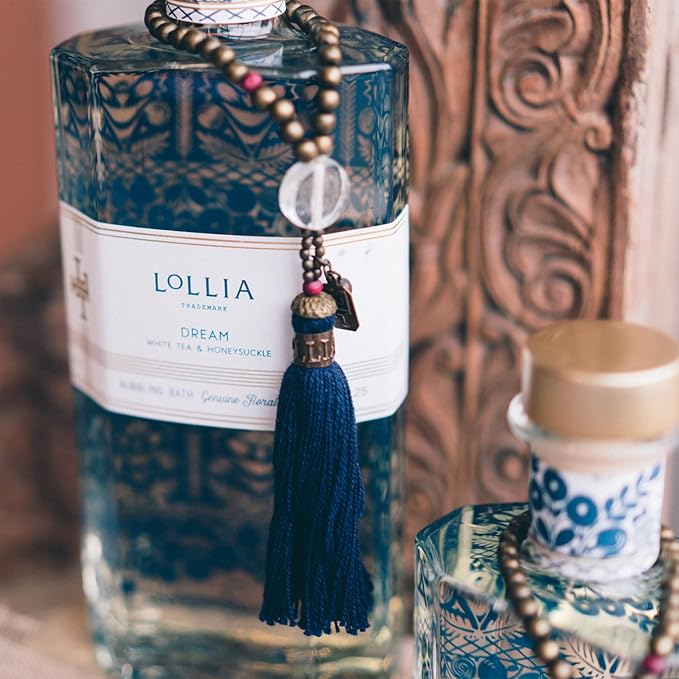Lollia Dream Bubble Bath, Skin Hydrating & Deep Moisturizing, Avocado Oil & Green Tea, Relaxing Scented Bubbling Bath Soap, White Tea & Honeysuckle Scent