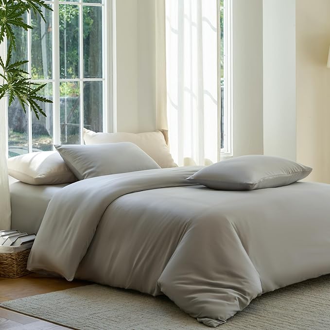 DOZ Duvet Cover Set, 100% Viscose derived from Bamboo, Organically Grown, Buttery Soft, Cooling Duvet Covers, High GSM, 1 Duvet Cover and 2 Pillowcases, 90"x90" (Dove, Full/Queen)