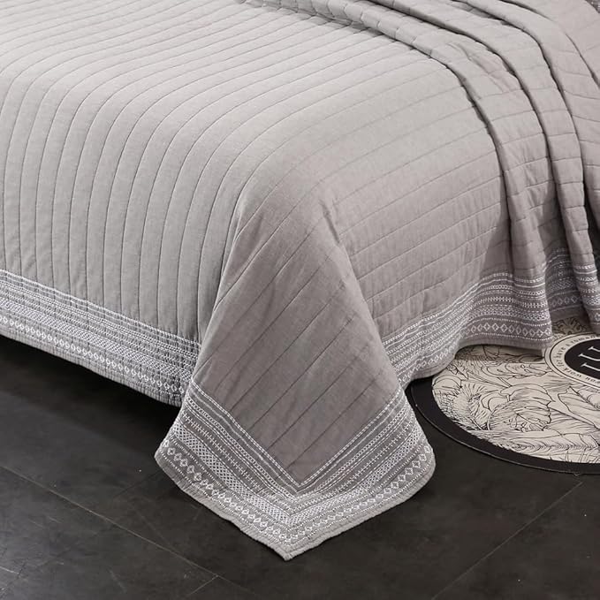 Quilt Set Floral Leaves 3D Embroidery Pattern 2 PCS Cotton Reversible Quilted Embroidered Decorative Bedspreads Coverlet Set, Lightweight &Soft Queen Size Beige Bedding Coverlet for All Season