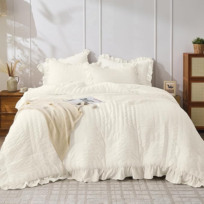 JOLLYVOGUE Ivory King Comforter Set, 3 Pieces Seersucker Comforters King Size, Lightweight & Fluffy Bedding Sets King for All Season with 1 Ruffle Comforter and 2 Ruffle Pillowshams