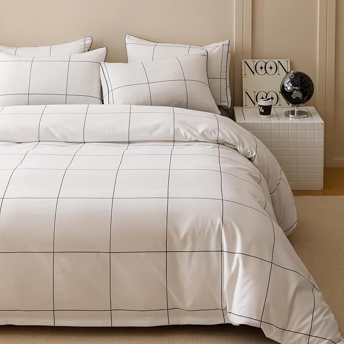 KAREVER White Grid Comforter Queen Women Black Square Lines Checkered Bedding Set Queen White Plaid Comforter Queen Size