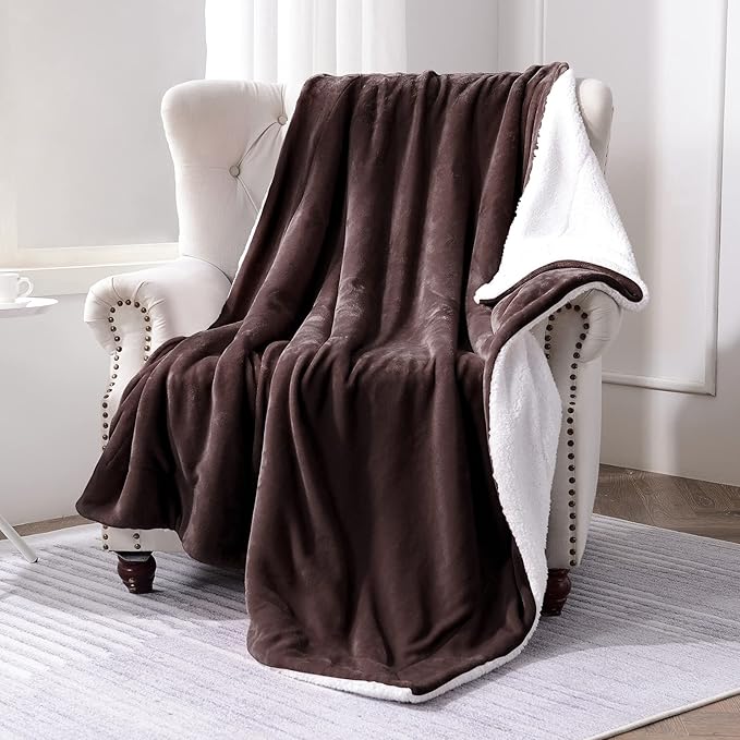 SOCHOW Sherpa Fleece Throw Blanket, Reversible Super Soft Luxurious Plush Blanket Twin Size, Brown(60inch X80'')