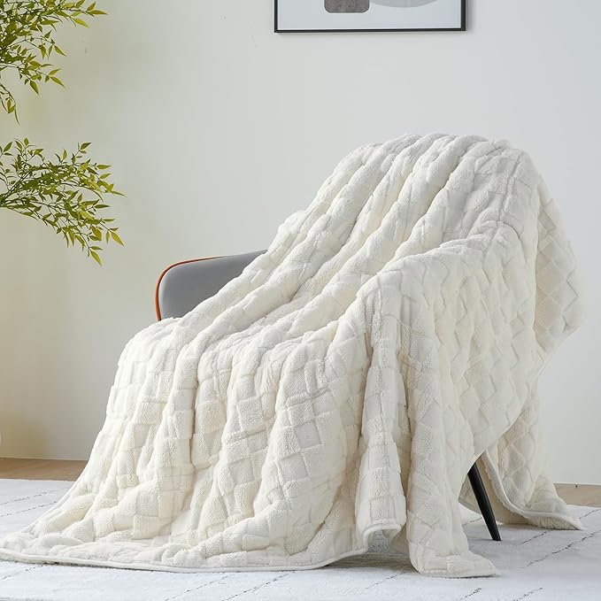 Uttermara Weighted Blankets for Adults Full Size(15lbs, 48" x 72", Cream White), 3D Jacquard Checkered Warm Sherpa Heavy Blanket, Soft Fuzzy Weighted Blankets for Couch Bed Sofa
