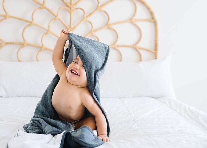 Copper Pearl Hooded Bath Towels Premium Knit/Terry Cloth Baby Towels with Hood, Pockets, and Cool Designs - Great to Gift and Make Bath Time Fun - Baby Bath Towel, Hunter