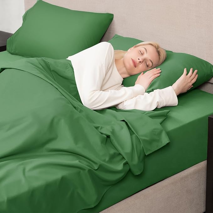 Mejoroom Bed Sheets Set - Extra Soft Luxury Full Size Sheets with 16 Inch Deep Pocket - Premium Bedding Collection - Breathable, Wrinkle, Fade & Stain Resistant - 4 Piece (Full, Calla Green)