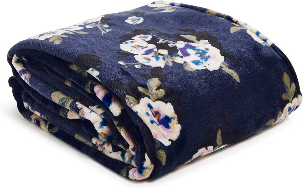Vera Bradley Women's Disney Fleece Plush Throw Blanket