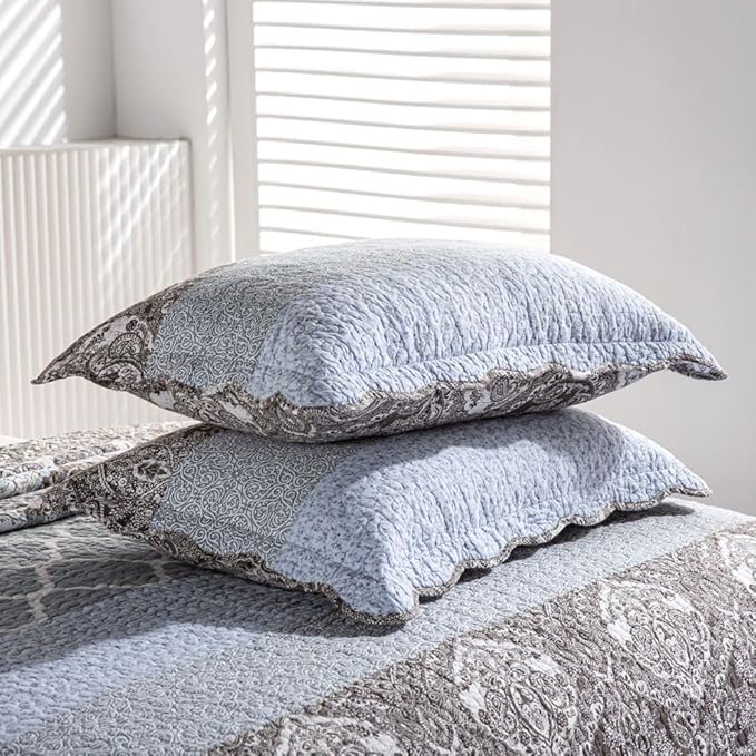 YAYIDAY Oversized King Quilt Set Patchwork Bedspread (120x118 Inch) - 100% Cotton Reversible Breathable Grey Quilted Coverlet with Pillow Shams Fit All Seasons