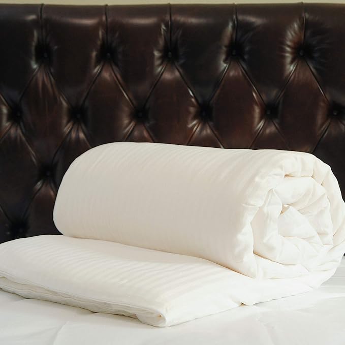 CUDDLE DREAMS Silk Comforter for Winter, 100% Long-Strand Silk Filling, Natural & Breathable (Kids/Toddler Size)