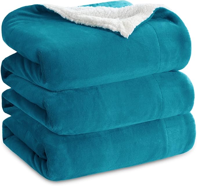 Bedsure GentleSoft Sherpa Fleece Blankets King Size for Bed - Thick and Warm Throw for Women and Men, Soft Fuzzy Plush King Blanket for Winter, Teal, 108x90 Inches