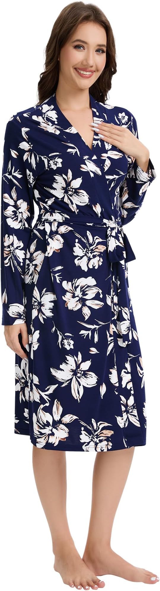 WiWi Women's Robe Long Sleeve Bathrobe with Pockets Soft Kimono Spa Lightweight Robes Bamboo Viscose Loungewear S-XXL