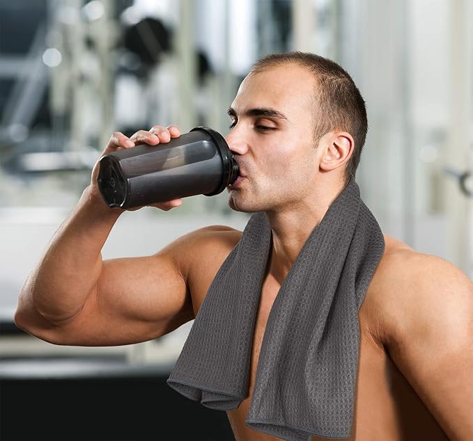 SUNLAND Microfiber Sports Workout Towels Fast Drying Fitness Sweat Towels for Men & Women Lightweight Multi-Purpose Gym Exercise Towel