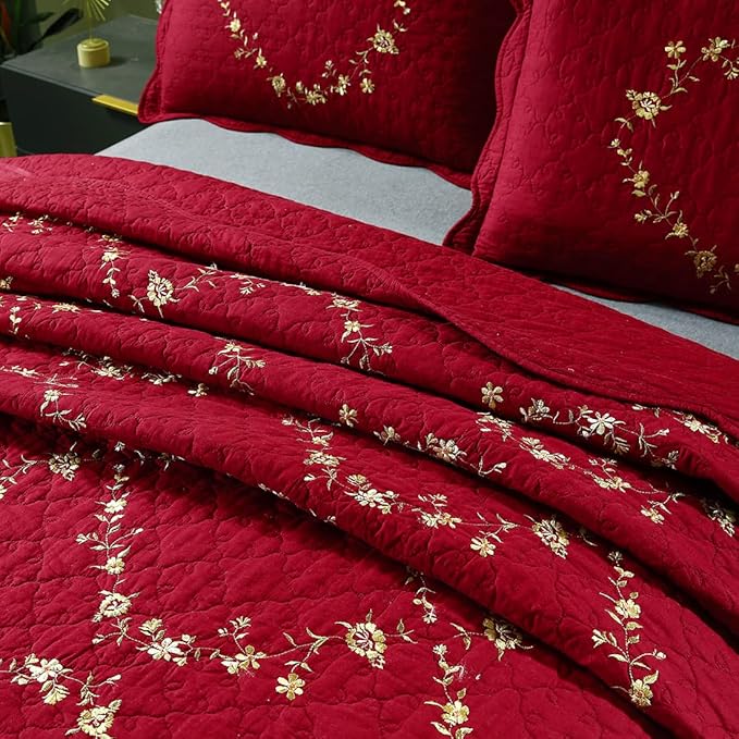 vctops 3-Piece Floral Embroidered Bedspread Coverlet Set Oversized Queen 100% Cotton Reversible Patchwork 1 Quilt and 2 Pillow Shams (Red,Oversize Queen)